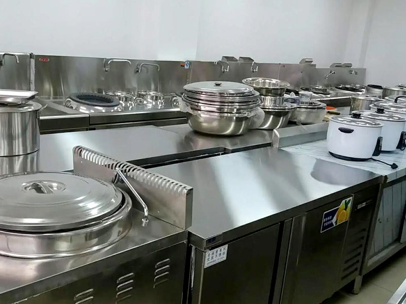 食堂廚房設(shè)備升級